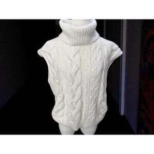 Express Women's turtle neck Cream sweater size large
